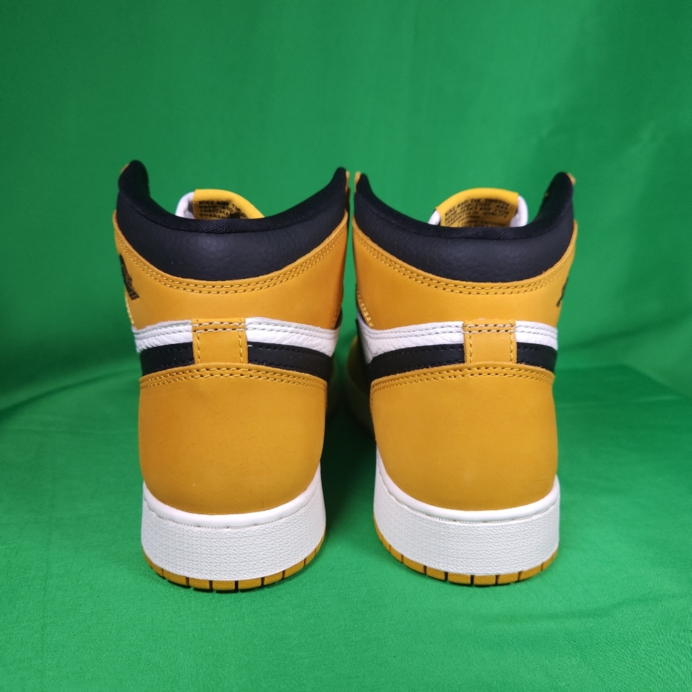 ❌️SOLD❌️ Nike Air Jordan 1 High OG GS- Yellow Ochre Size 4Y/6W - Picture 2 of 8